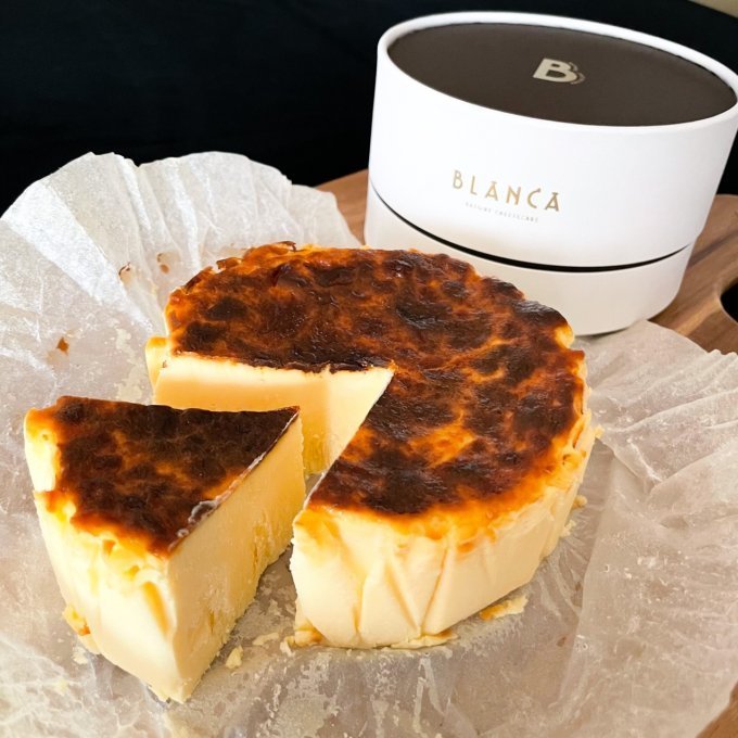 数量限定 焦げとコクのある甘さを楽しむ 大人の焦げチー Blanca バスクチーズケーキ プレーン スペイン料理 Aca 監修 Blanca Cheesecake ブランカ チーズケーキ の通販 お取り寄せなら ぐるすぐり