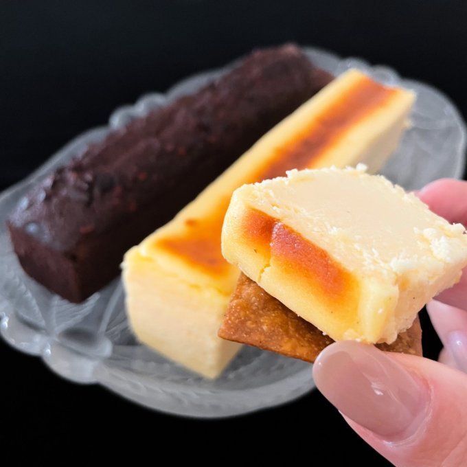 福岡フレンチ Restaurant Solaの「CACAO CAKE」・「CHEESE CAKE」セット｜Restaurant Sola（レストラン  ソラ）の通販・お取り寄せなら【ぐるすぐり】